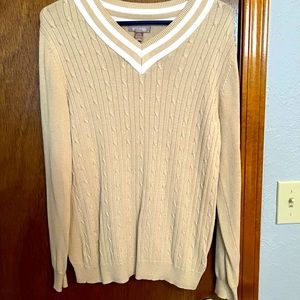 Women sweater size 12/14 large. Tan
